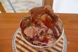 Inghetata cu ciocolata, cafea si crema de alune