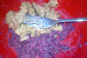 Salata de sfecla rosie cu maioneza si ton