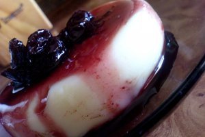 Pudding cu dulceata de visine