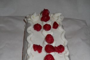 Tort cu zmeura