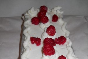 Tort cu zmeura