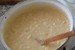 Mini tarta cu smantana si cas