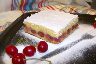Prajitura cu branza si visine