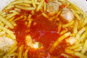 Mancare de fasole pastai si pui
