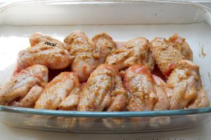 Aripioare de pui marinate la cuptor