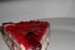 Tort cu capsuni