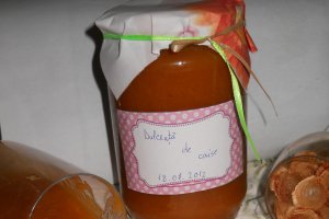 Dulceata de caise