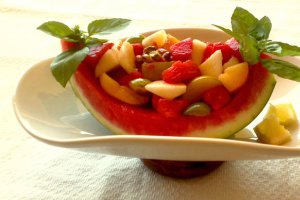 Barcuta cu fructe