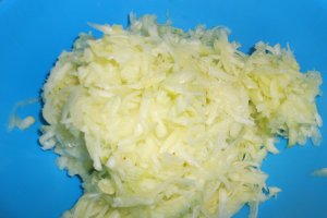 Placinta de dovlecei cu branza