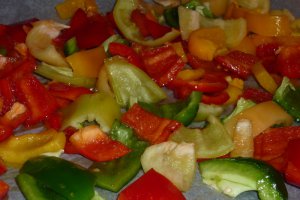 Salata de ardei copti cu usturoi