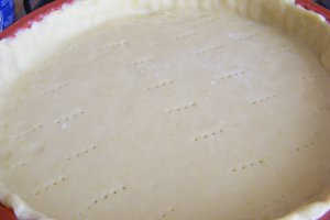 Tarta cu visine si bezea