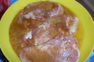 Cotlet de porc marinat la gratar