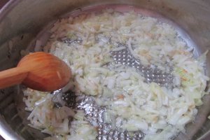Mancare de cartofi cu pipotele de pui