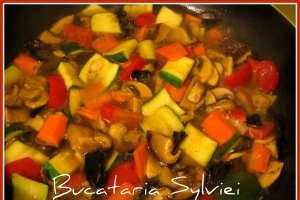 Orez chinezesc cu legume