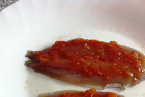 Sardine cu sos aromat de rosii