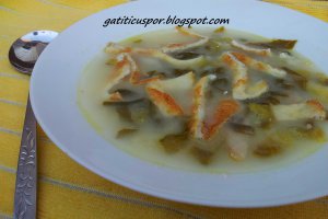 Ciorba De Salata Verde Cu Bacon Si Omleta