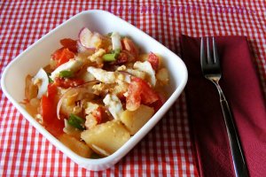 Salata orientala de cartofi