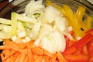 Pui cu legume- mancare chinezeasca