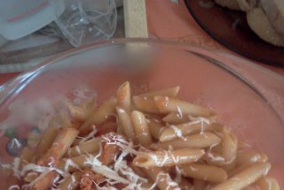 Paste Penne Rigate cu sos de rosii