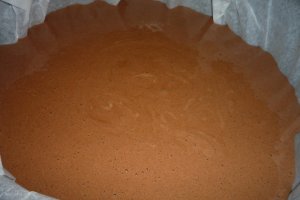 Tort de ciocolata cu alune de padure