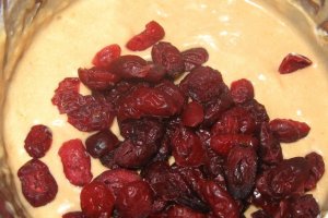 Crema de caise cu branza de vaci si merisoare