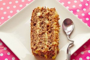 Prajitura cu nuci caramelizate