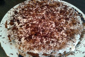 Tort cu nuca, stafide si whisky