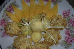 Gustare festiva din cascaval in cosulete