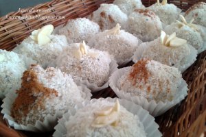 Prajiturele din gris cu nuca de cocos