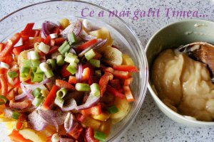 Salata de cartofi si legume cu maioneza