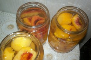 Compot piersici