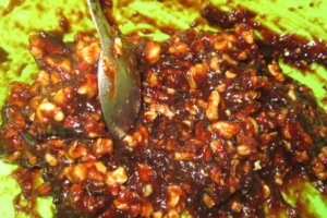 Cornuri aromate cu gem si nuca sau branza