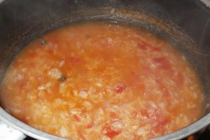 Macrou (Carapau)cu orez tomat