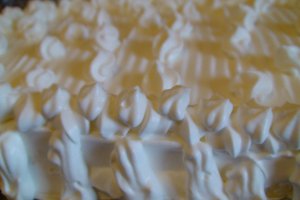 Tort cu mere si crema de zahar ars