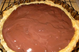 Tarta cu budinca si fructe