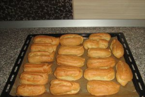 Eclere cu budinca de vanilie