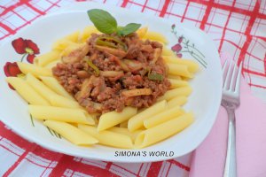 Penne cu carne tocata si ciuperci