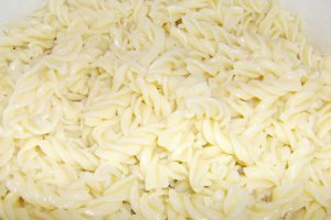 Fusilli cu pesmet