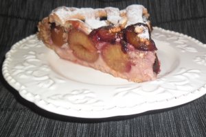 Tarta cu prune si crema de nuci