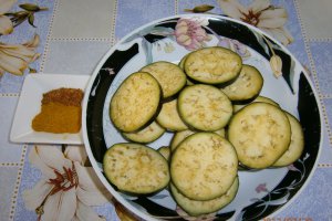 Fried brinjal-Vinete calite (reteta sri lankeza)