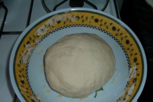 Pizza cu ton