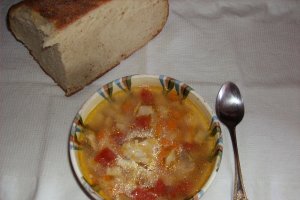 Supa de pui cu fideluta