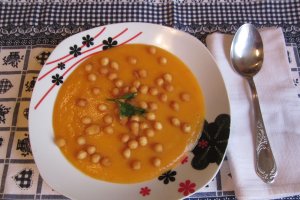 Supa crema de legume cu perle aurii