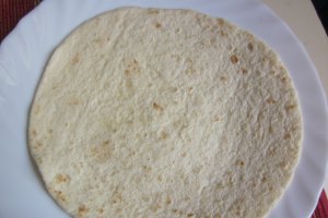 Tortilla cu pui si sos Fajita
