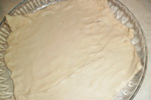 Budinca din foietaj cu piure de cartofi si branza