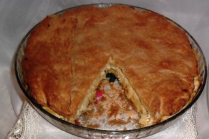 Budinca din foietaj cu piure de cartofi si branza