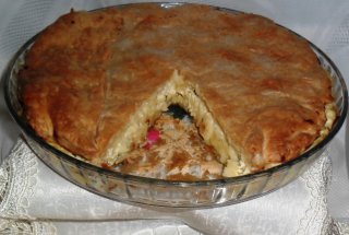 Budinca din foietaj cu piure de cartofi si branza