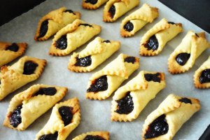 Cornulete cu magiun de prune