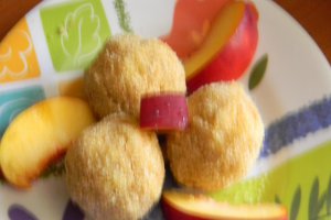 Galuste [gomboti ] cu nectarine
