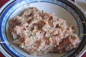 Crochete din carne de pui si cascaval